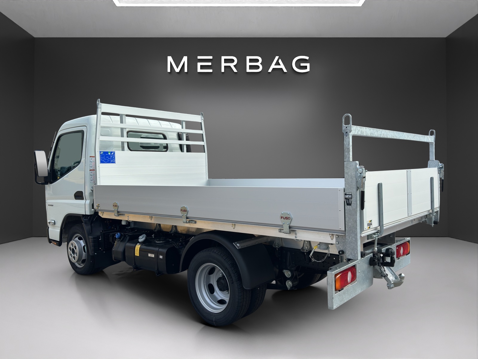 MITSUBISHI FUSO Canter 3S15-image-4