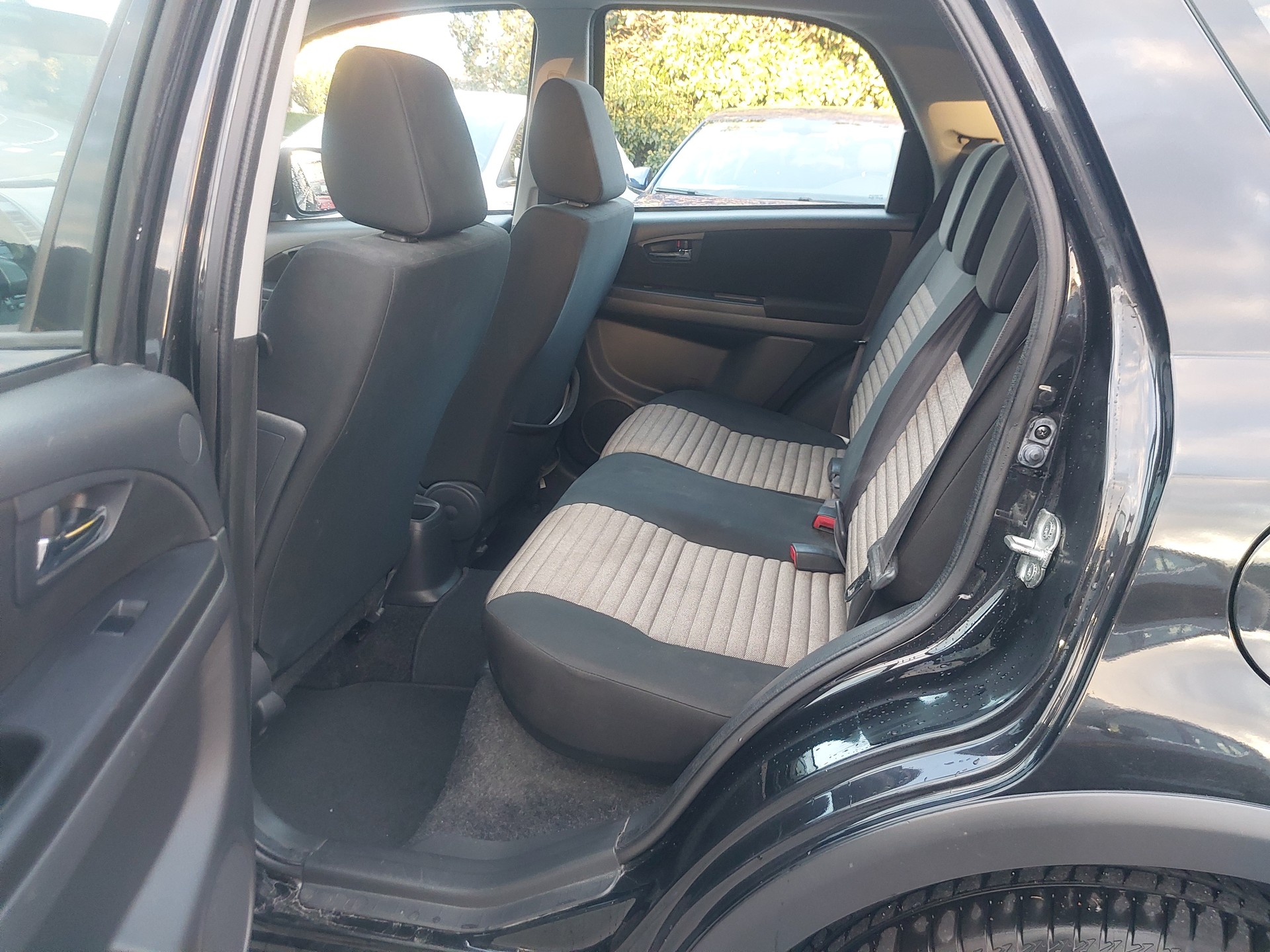 FIAT Sedici 1.6 4WD Emotion-image-9