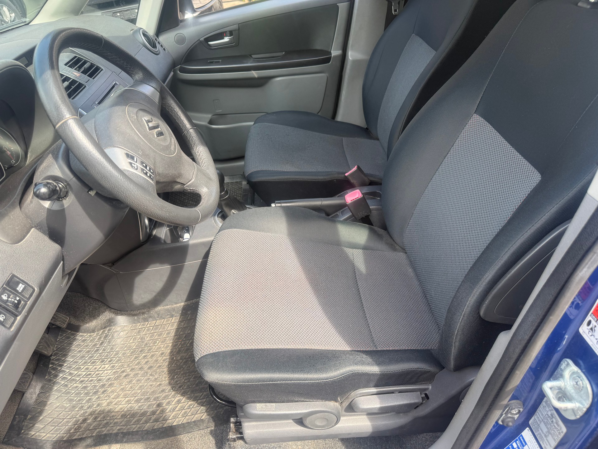 SUZUKI SX4 1.6 16V GL Top 4WD-image-9
