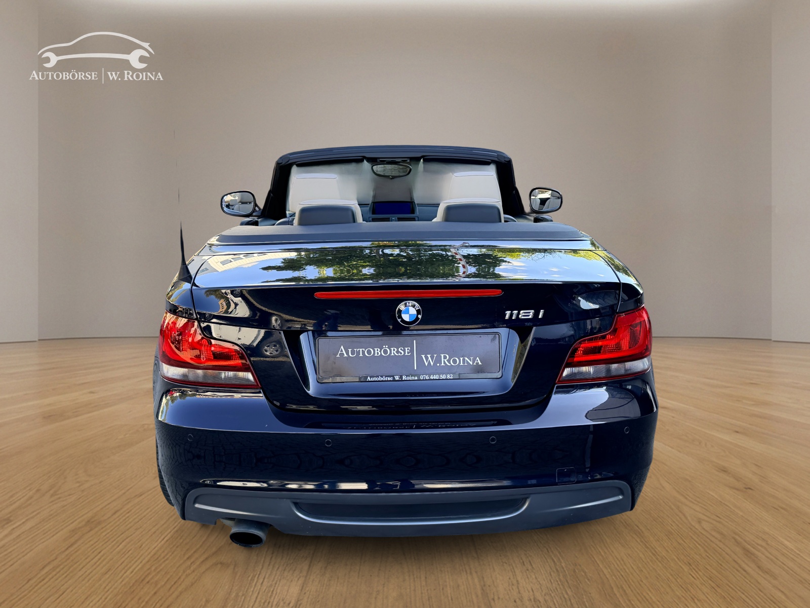 BMW 118i Cabrio Steptronic-showroom-element-3