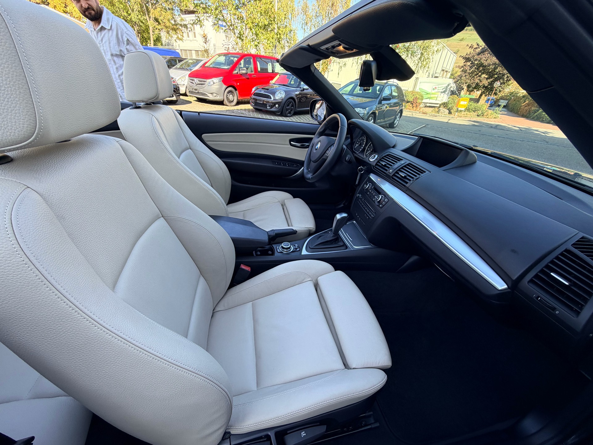BMW 118i Cabrio Steptronic-image-8