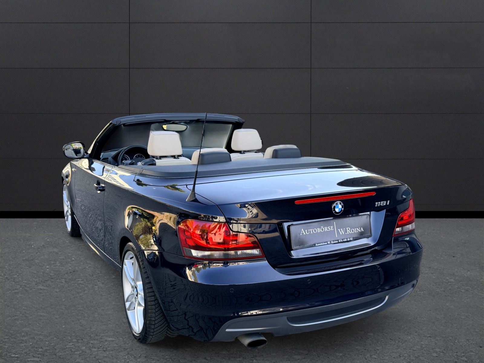 BMW 118i Cabrio Steptronic-image-4