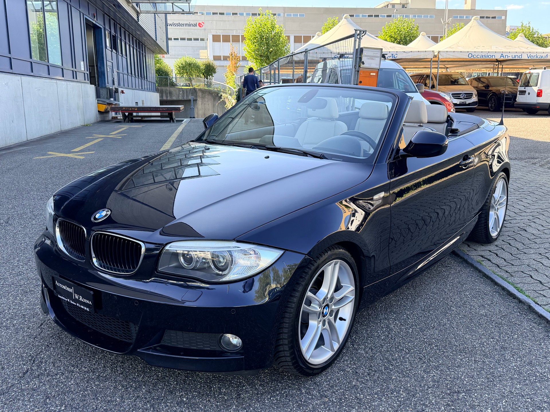 BMW 118i Cabrio Steptronic-image-6