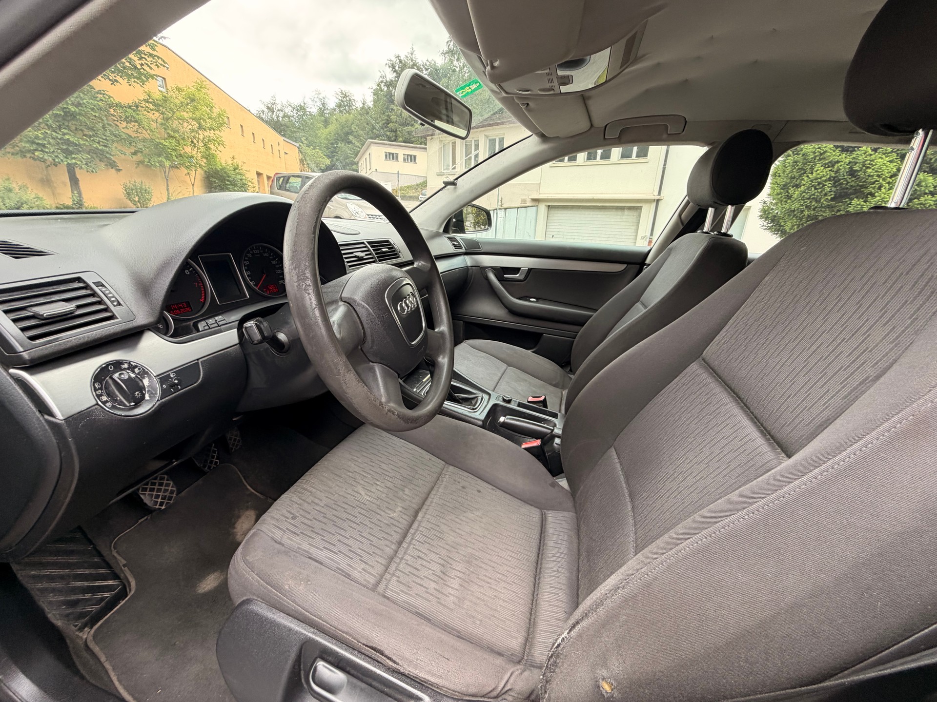 KIA Sorento 2.5 CRDI Carat-image-9