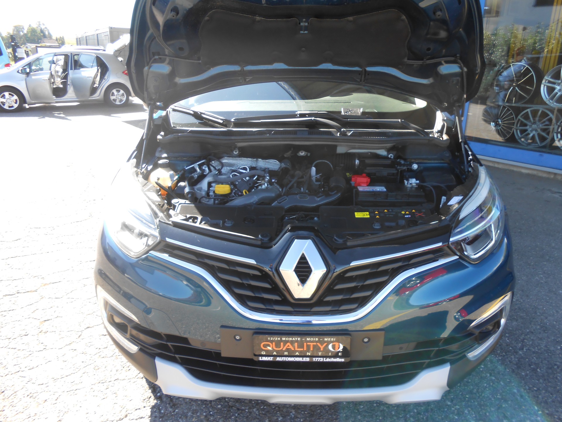 RENAULT Captur 1.3 T 16V Intens EDC-image-14