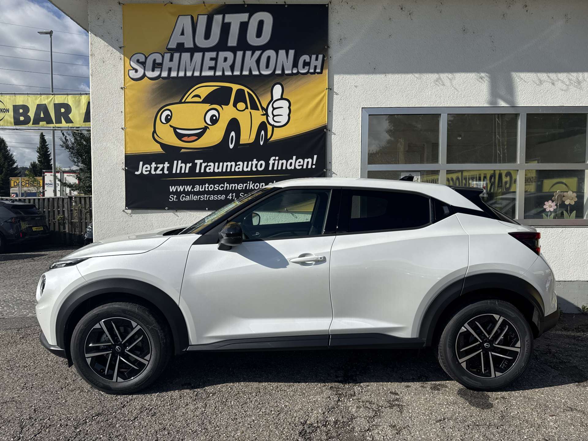 NISSAN Juke 1.0 DIG-T N-Connecta DCT-Automat-image-4