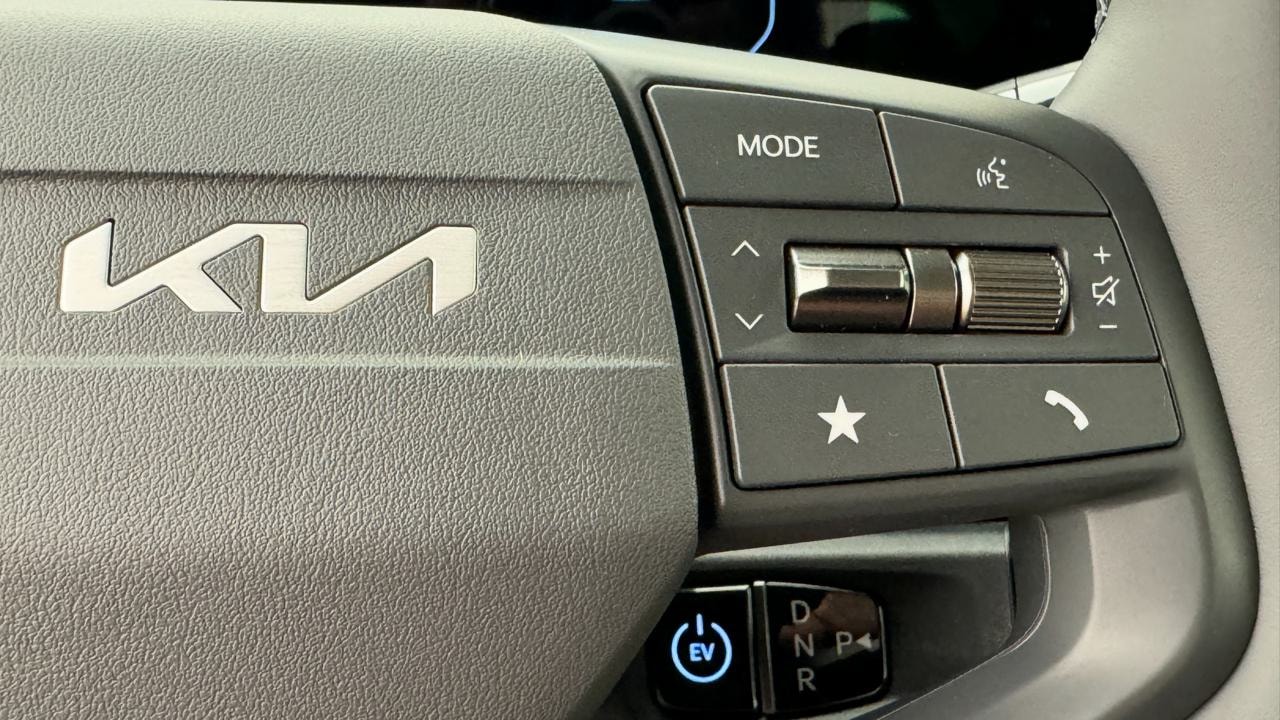 KIA EV2 42 kWh Earth 4Sitze-image-9