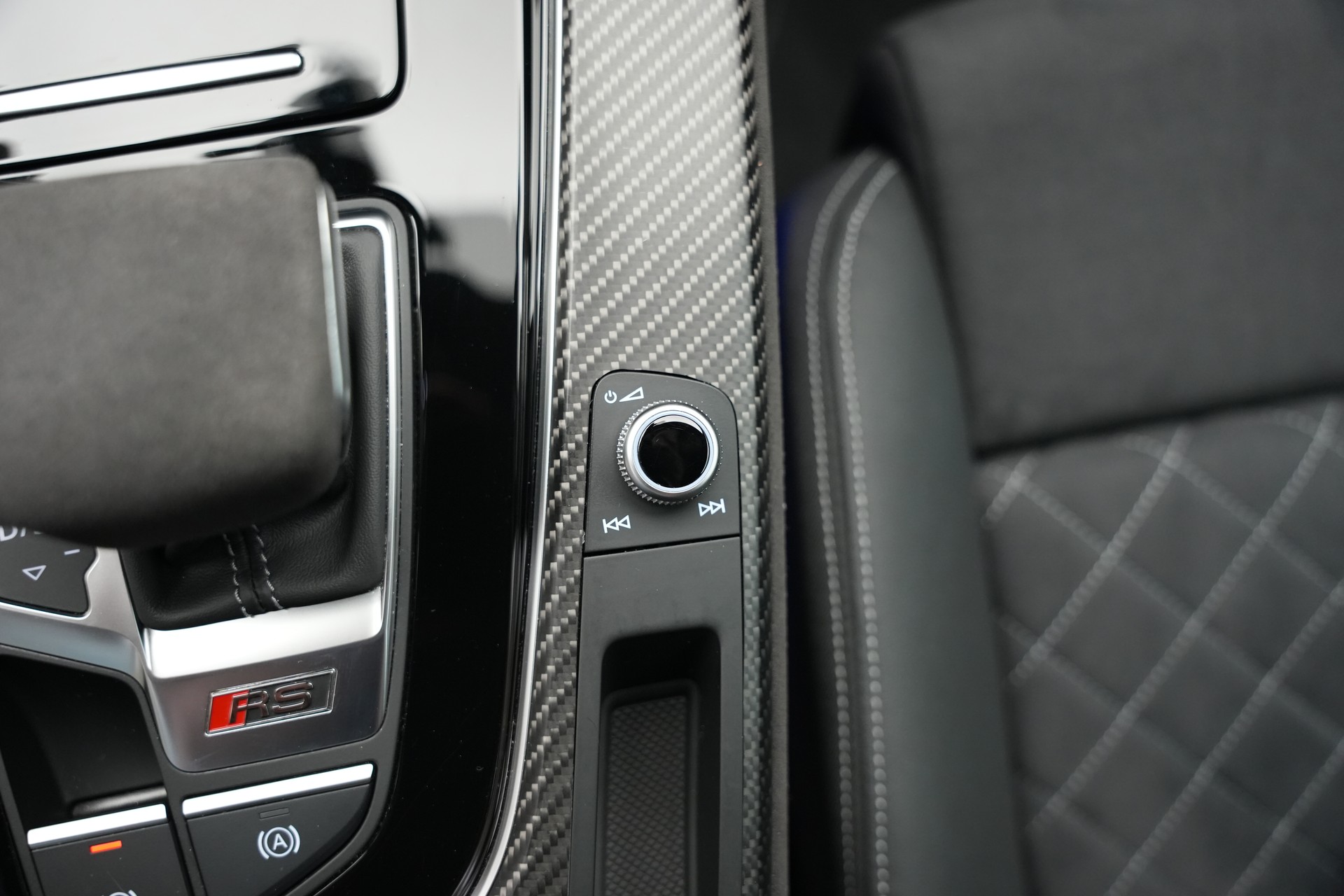AUDI RS5 Sportback 2.9 TFSI quattro tiptronic *Carbon*-image-38