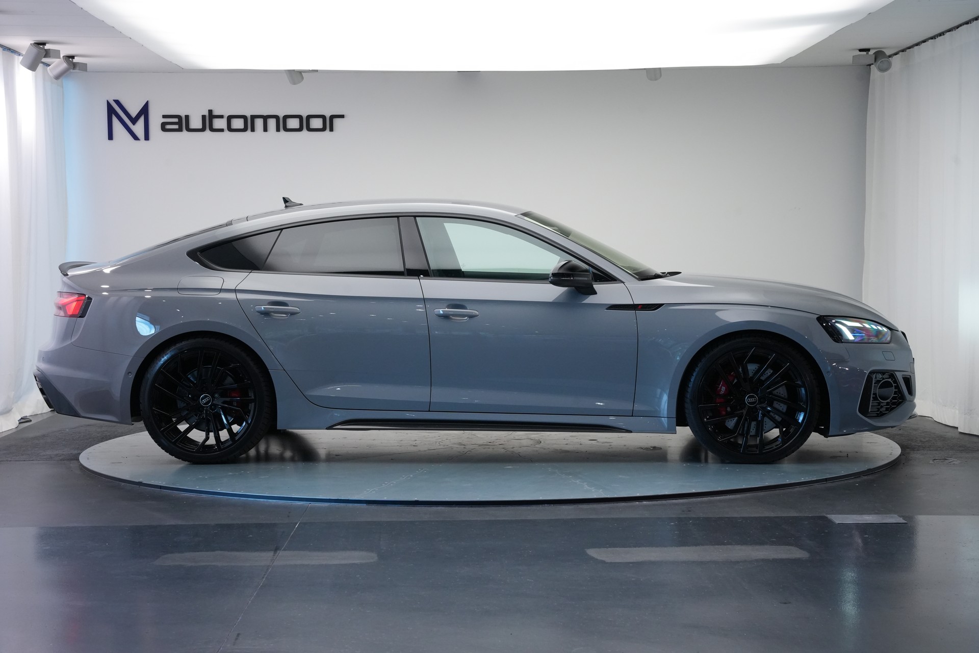AUDI RS5 Sportback 2.9 TFSI quattro tiptronic *Carbon*-image-3