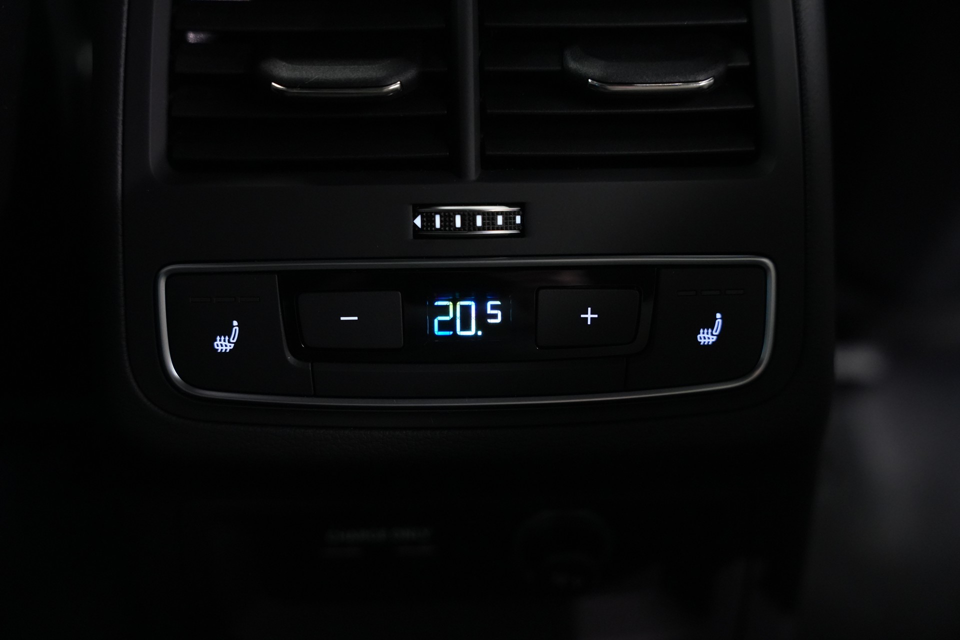 AUDI RS5 Sportback 2.9 TFSI quattro tiptronic *Carbon*-image-17