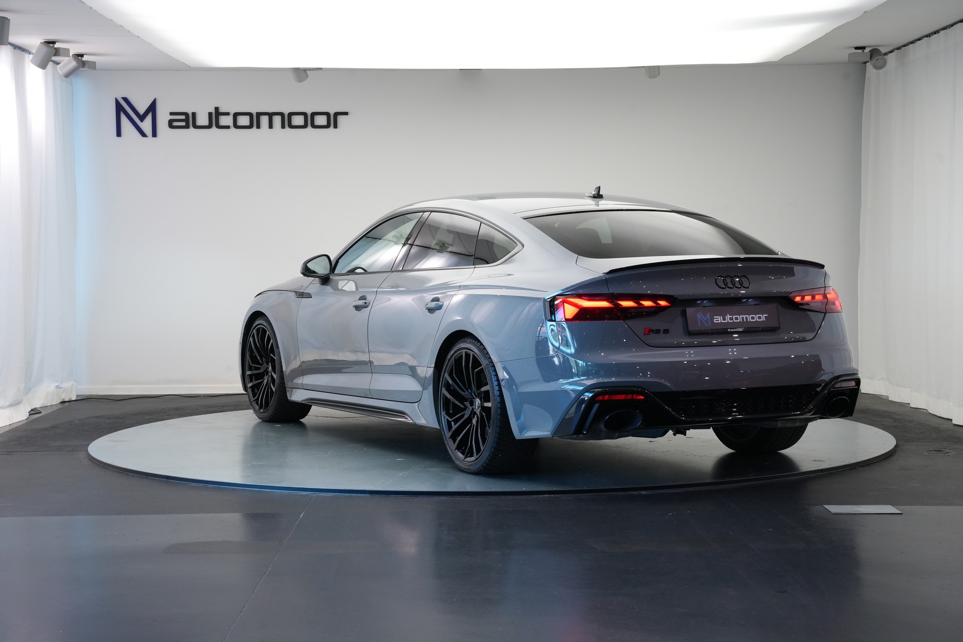 AUDI RS5 Sportback 2.9 TFSI quattro tiptronic *Carbon*-image-6