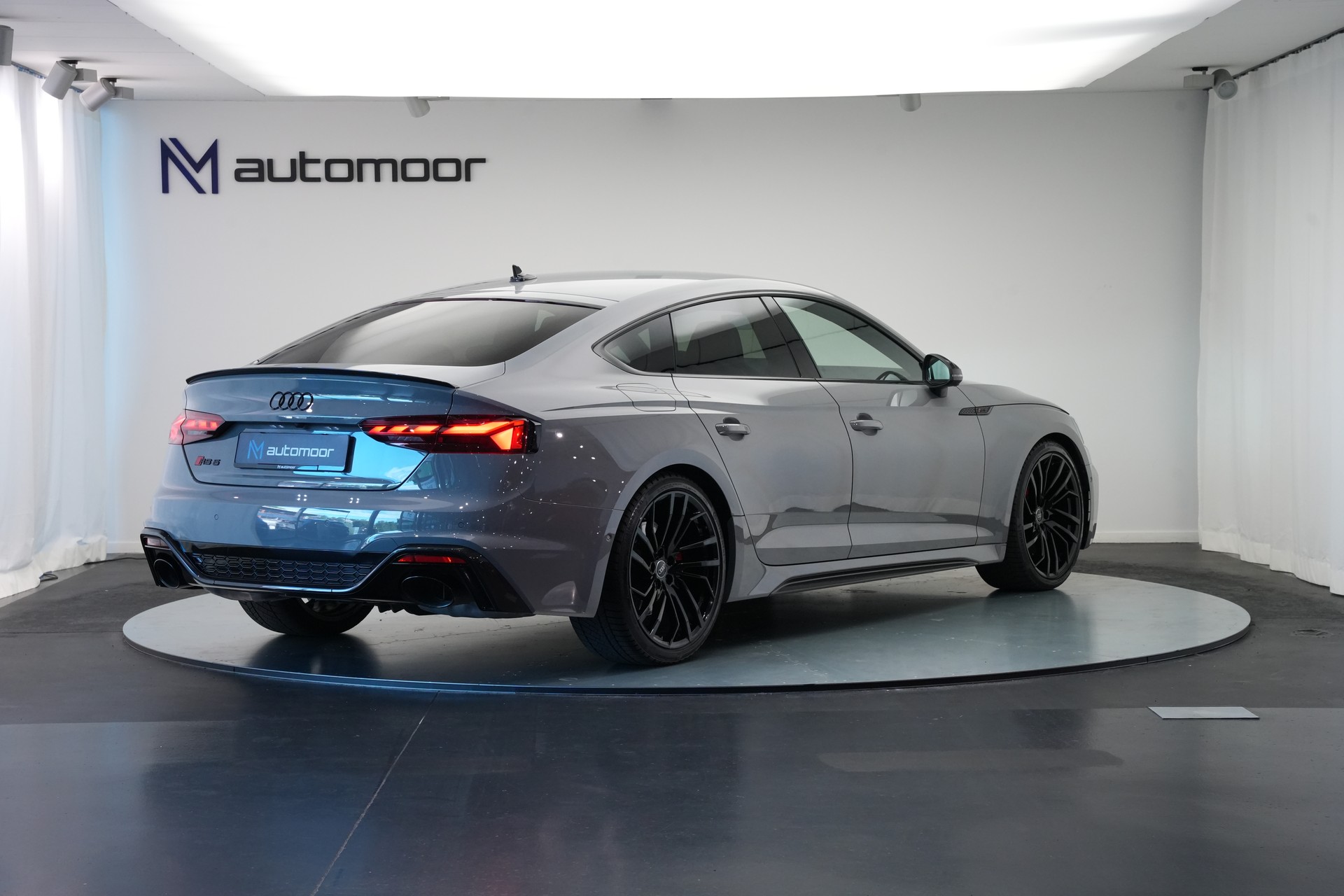AUDI RS5 Sportback 2.9 TFSI quattro tiptronic *Carbon*-image-4