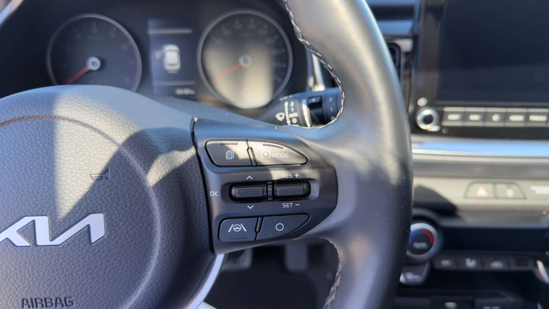 KIA Stonic 1.0 T-GDI MHEV Style DCT-image-11