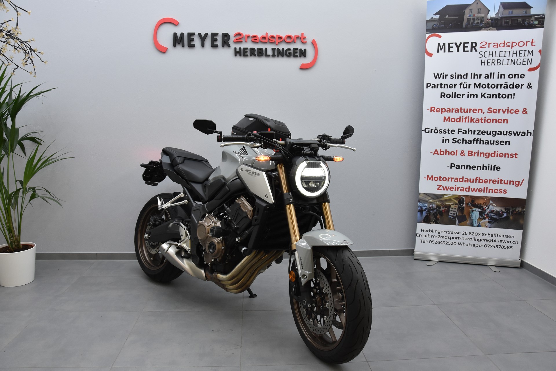 HONDA CB 650 R-showroom-element-2
