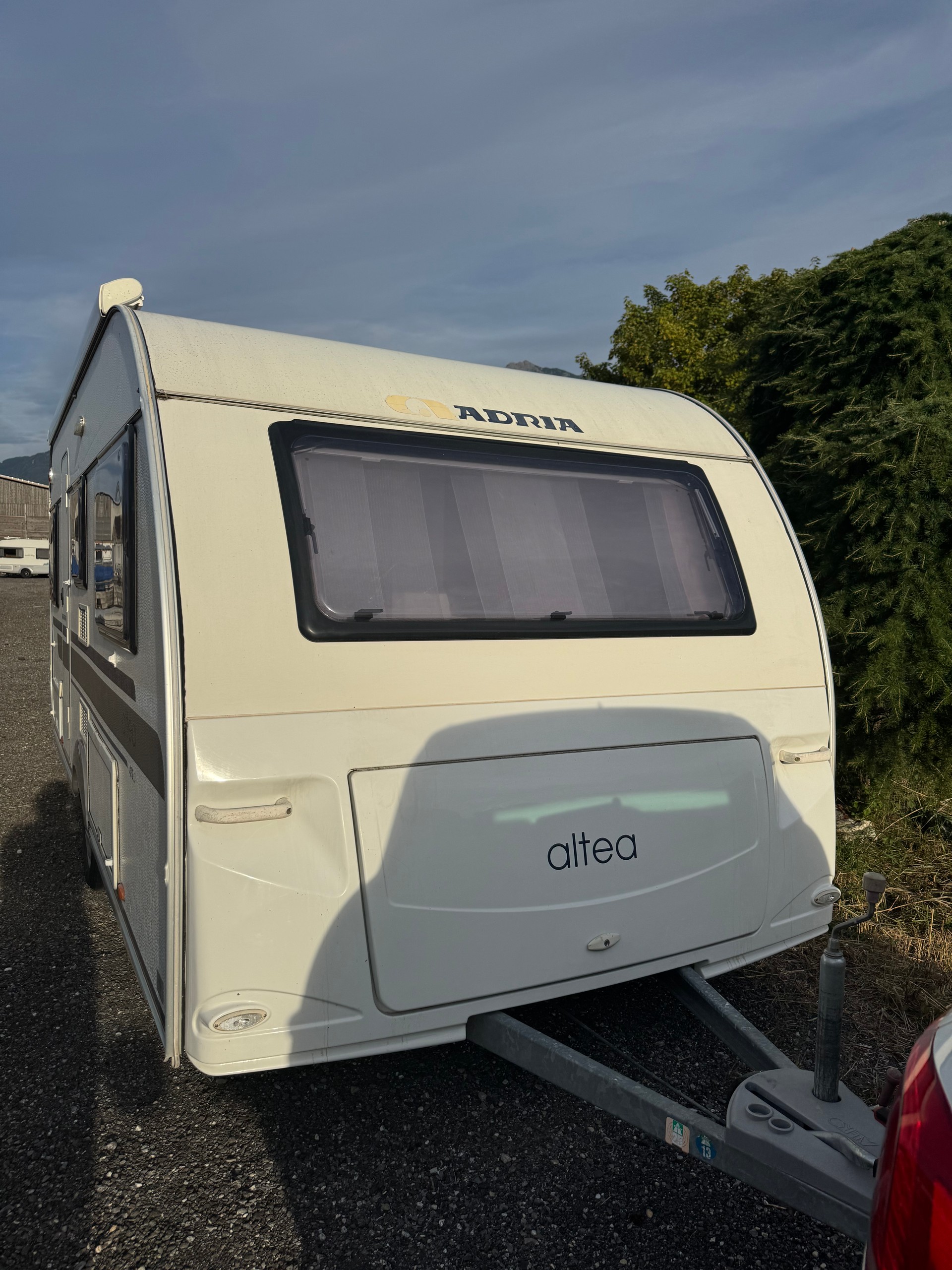 ADRIA ALTEA 472 LU - Mover - Einzelbett längst - 2 x Vorzelt - TV-image-3