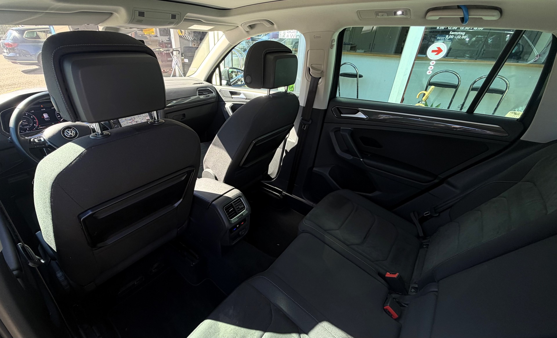VW Tiguan 2.0TSI Highline 4Motion DSG-image-9