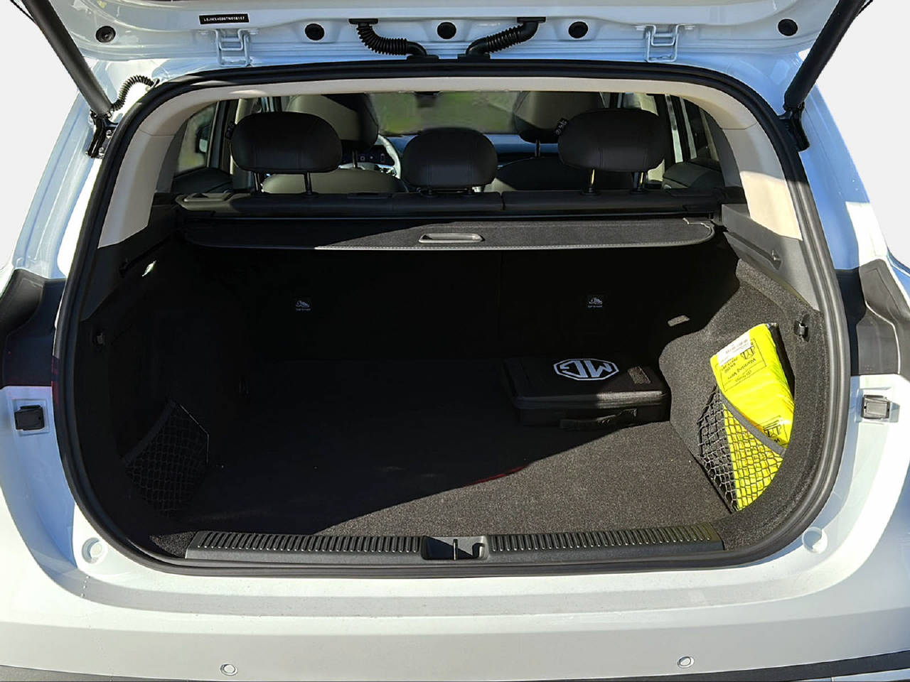 MG S6 EV 77 kWh Luxury 4WD-image-12