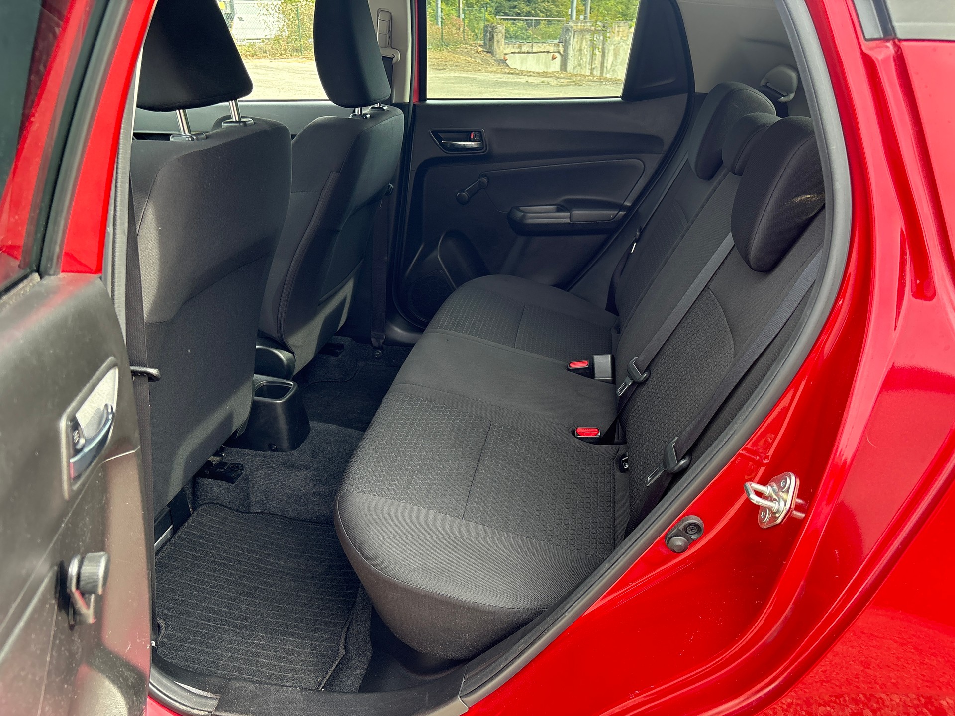 SUZUKI Swift 1.2 Compact Top Hybrid CVT-image-7