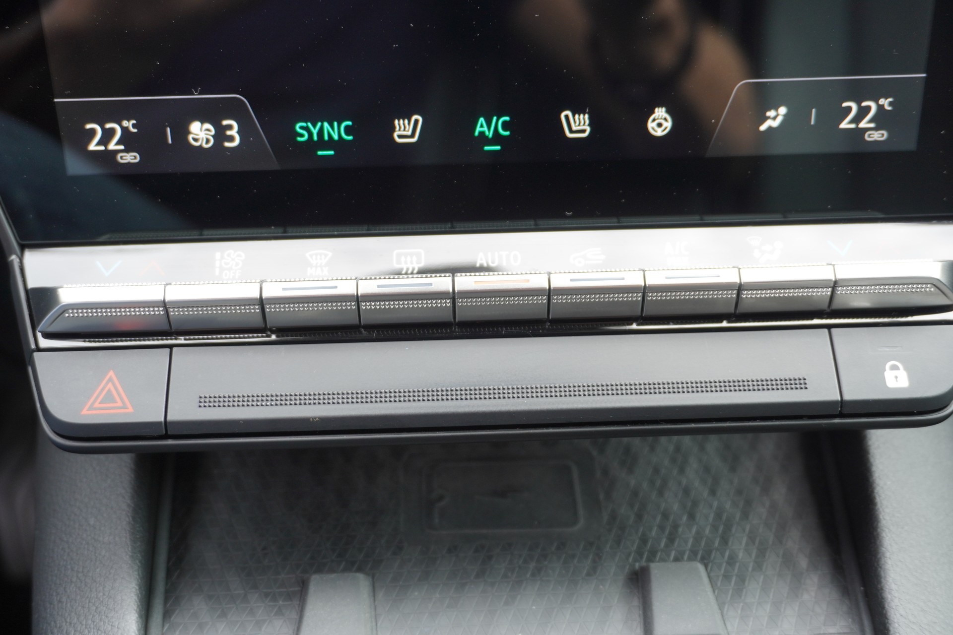 RENAULT Mégane E-TECH EV60 Techno-image-17