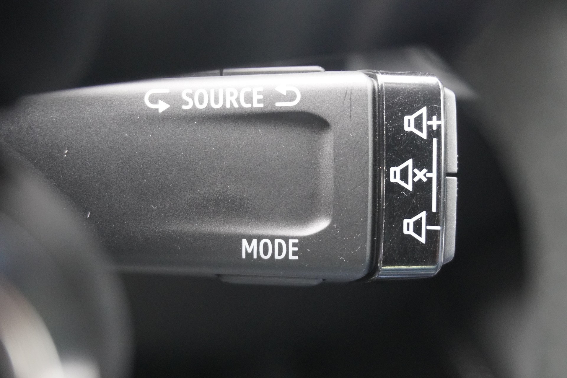 RENAULT Mégane E-TECH EV60 Techno-image-29