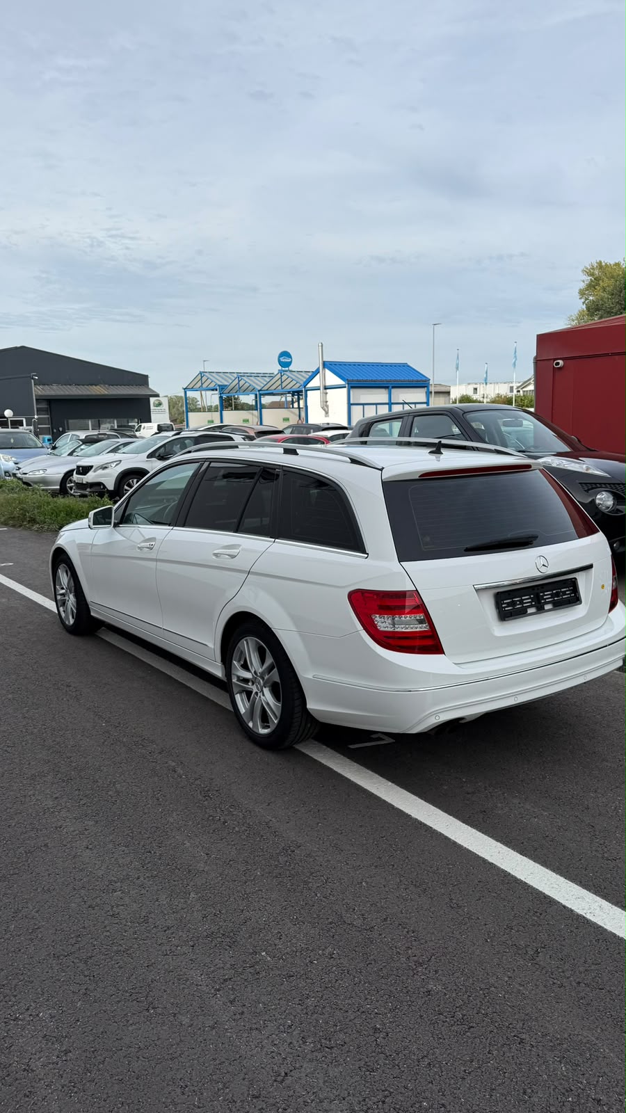 MERCEDES-BENZ C 180 Avantgarde-image-3