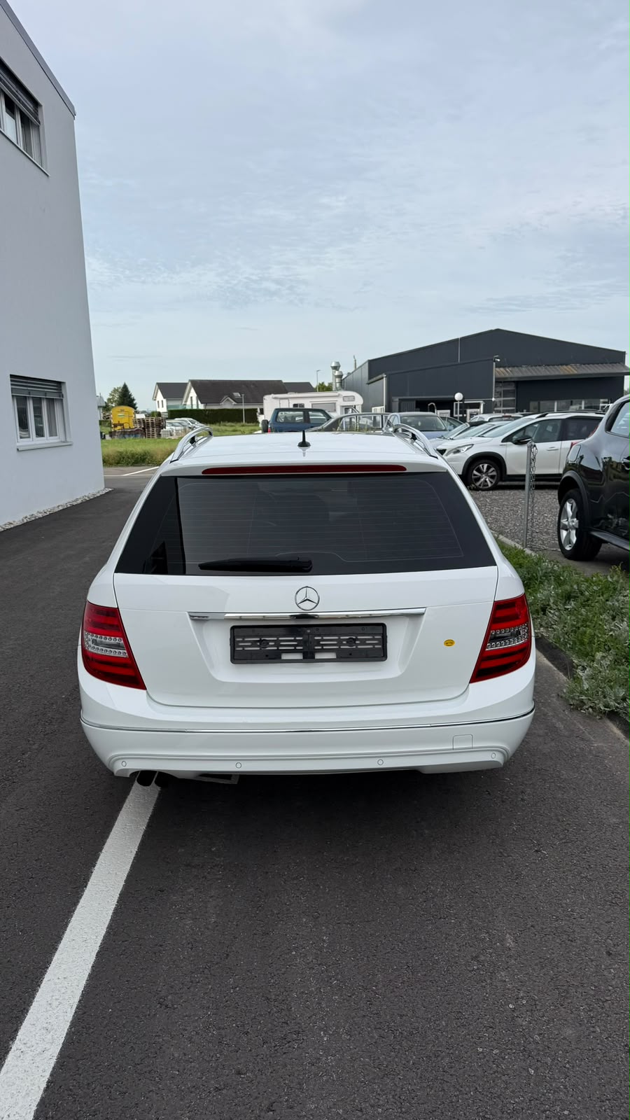 MERCEDES-BENZ C 180 Avantgarde-image-4