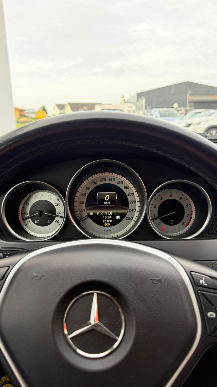 MERCEDES-BENZ C 180 Avantgarde-image-16