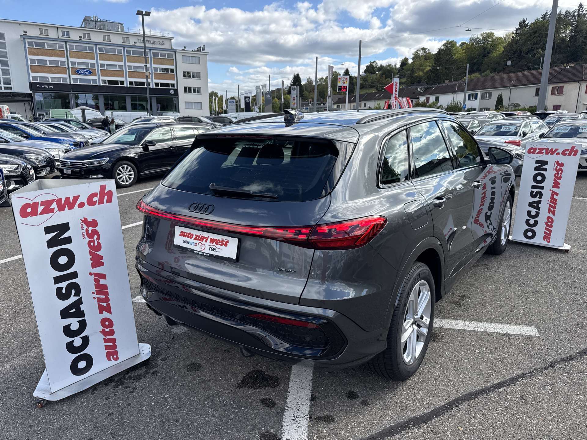 AUDI Q5 TDi quattro S-Line 204PS S-Tronic Automat-image-2