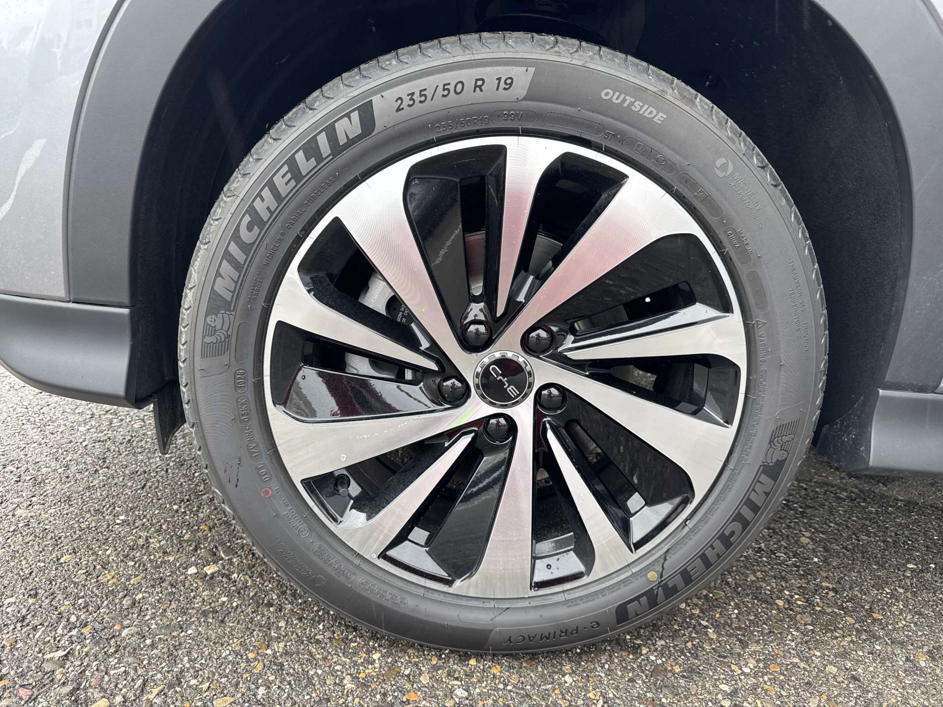 BYD Seal U DM-i Design AWD 324PS Automat-image-7