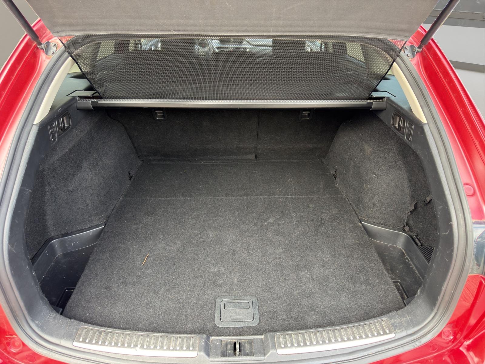 MAZDA 6 Sportwagon 2.0 16V HP Ambition-image-10