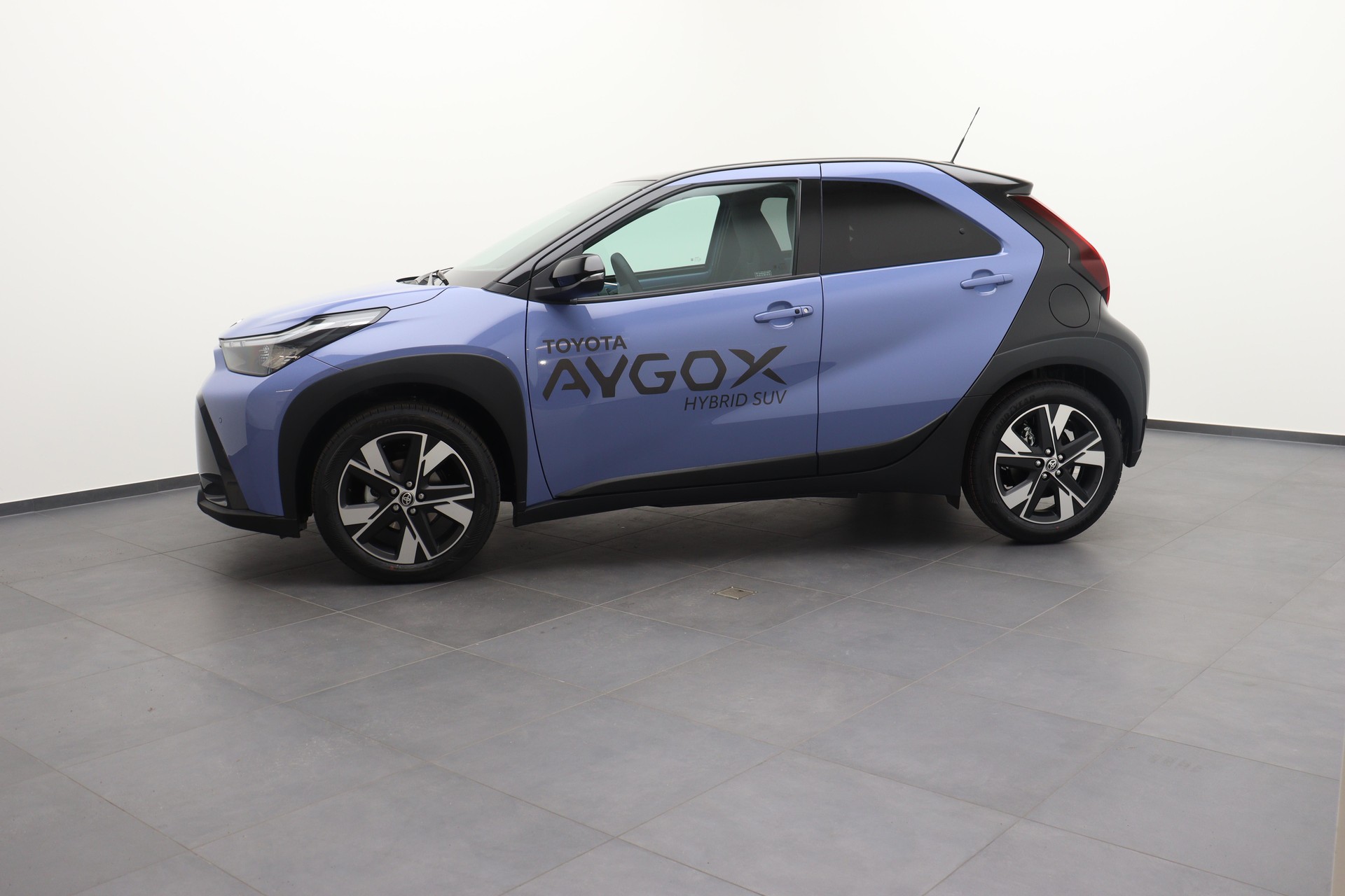 TOYOTA Aygo X 1.5 VVT-i HSD Trend inkl. Gratisservice-image-3