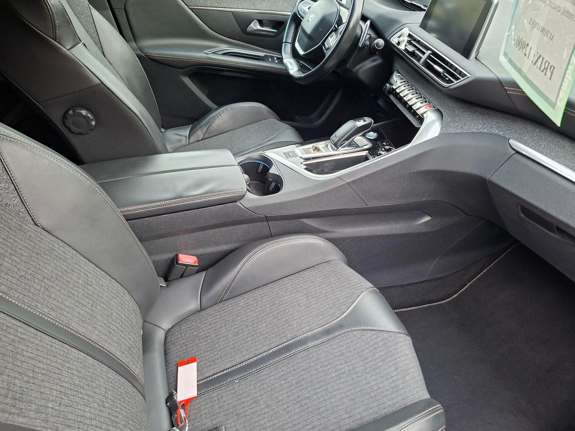 PEUGEOT 3008 1.6 THP Allure EAT-image-9