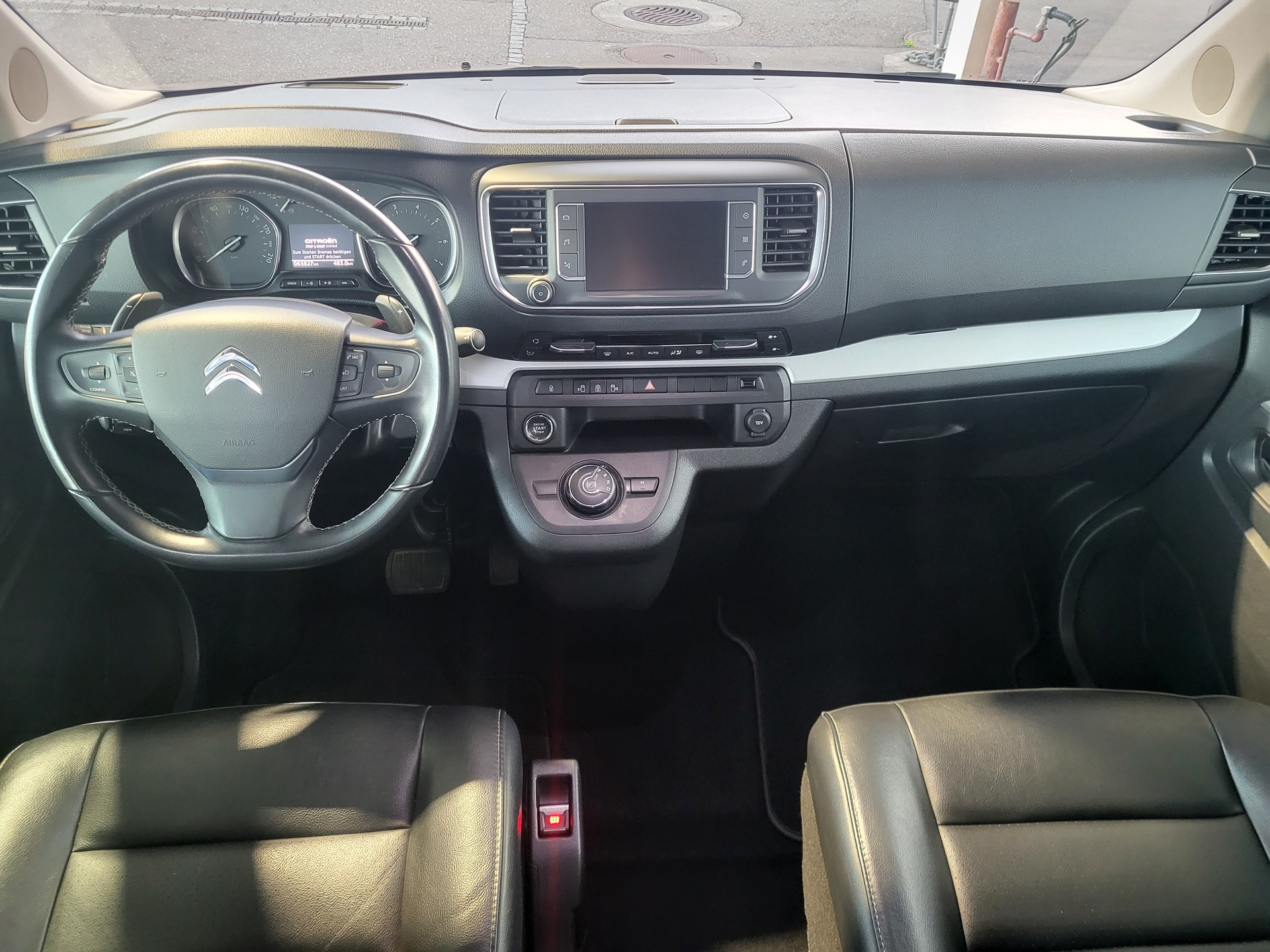 CITROEN Spacetourer 2.0 BlueHDi Business Lounge XL EAT-image-10