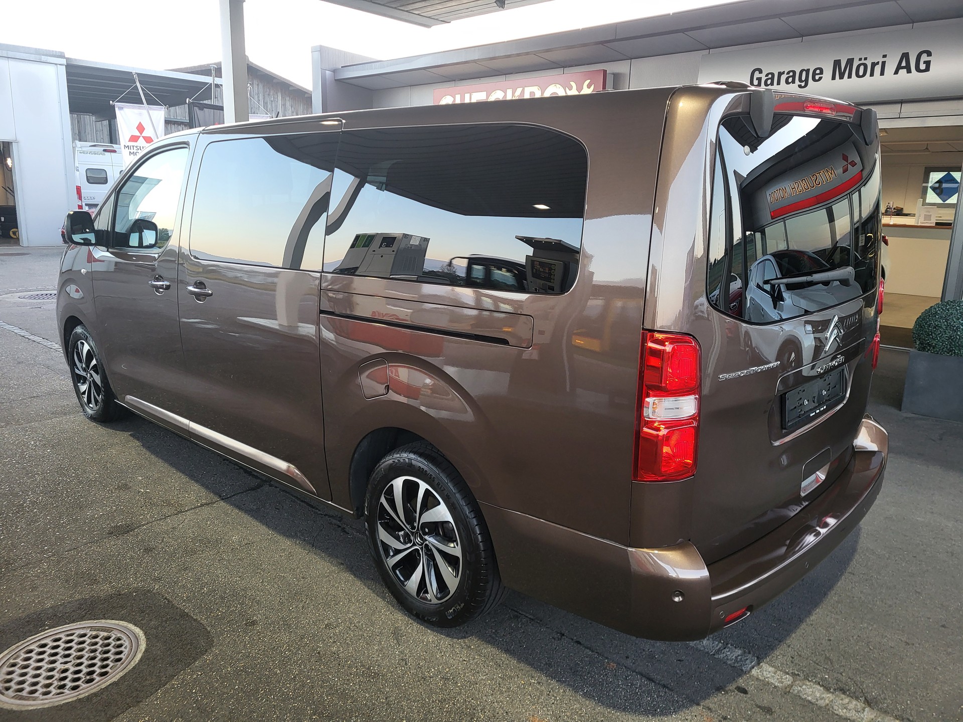 CITROEN Spacetourer 2.0 BlueHDi Business Lounge XL EAT-image-2