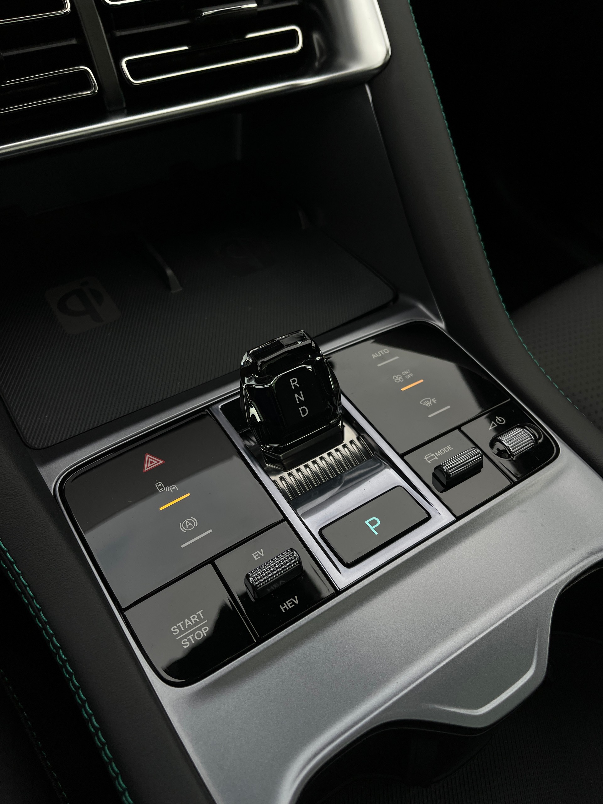 BYD Seal U DM-i Design AWD-image-9
