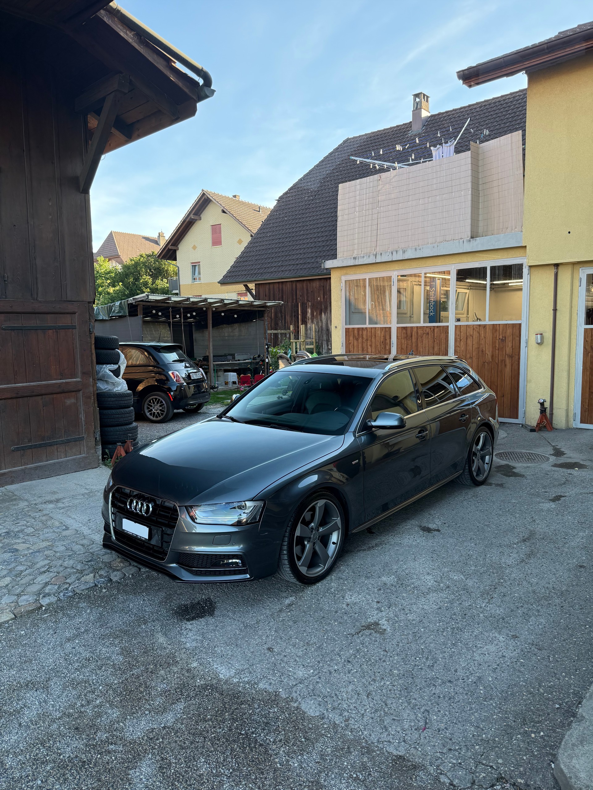 AUDI A4 Avant 2.0 TDI quattro S-tronic-image-0