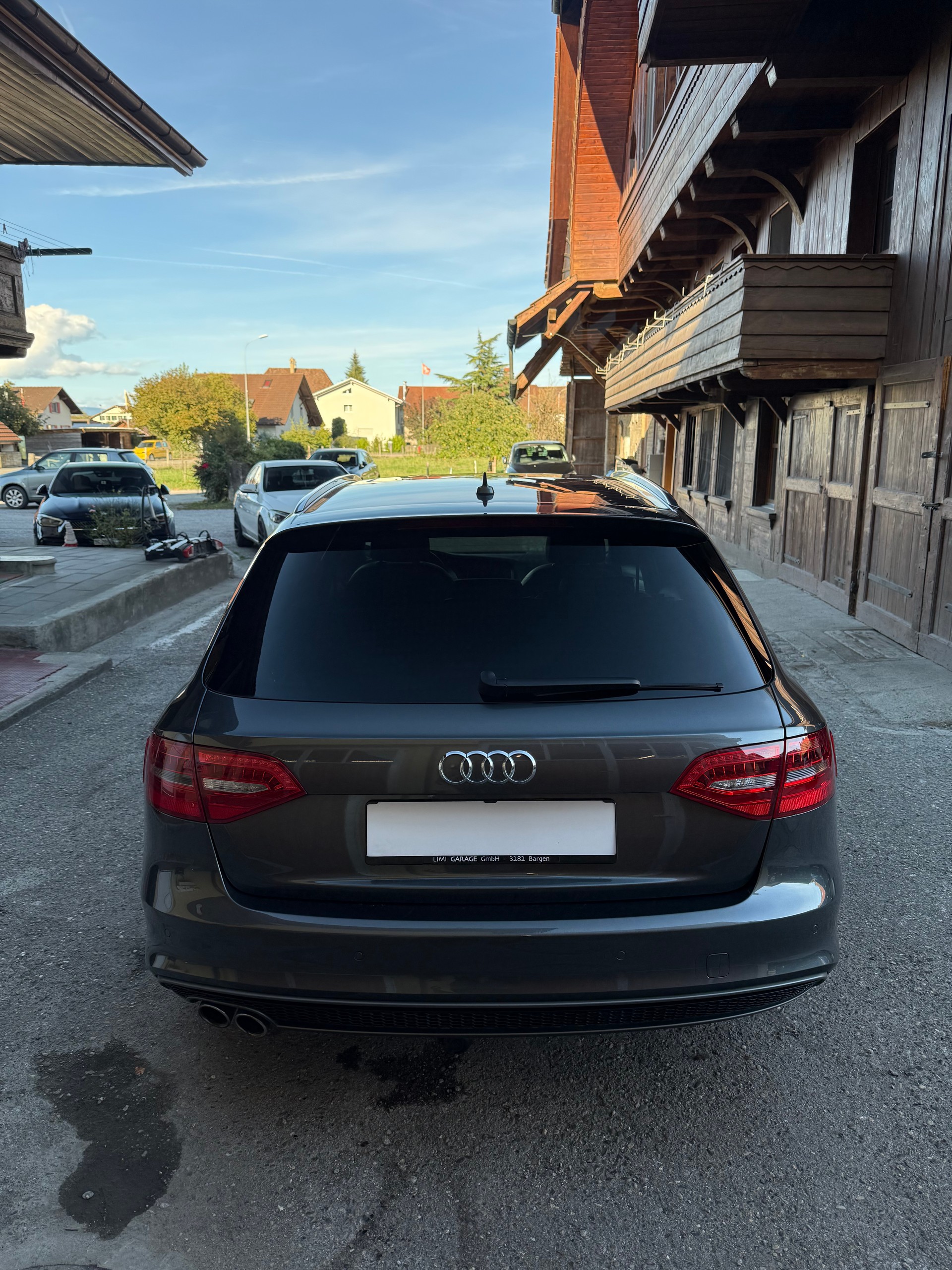 AUDI A4 Avant 2.0 TDI quattro S-tronic-image-3