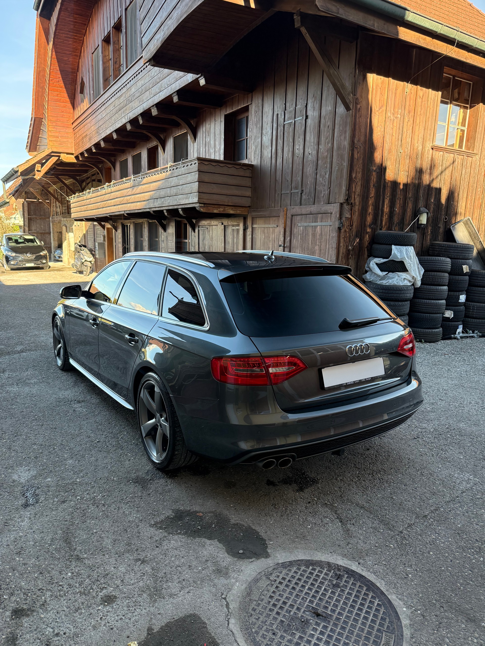 AUDI A4 Avant 2.0 TDI quattro S-tronic-image-4
