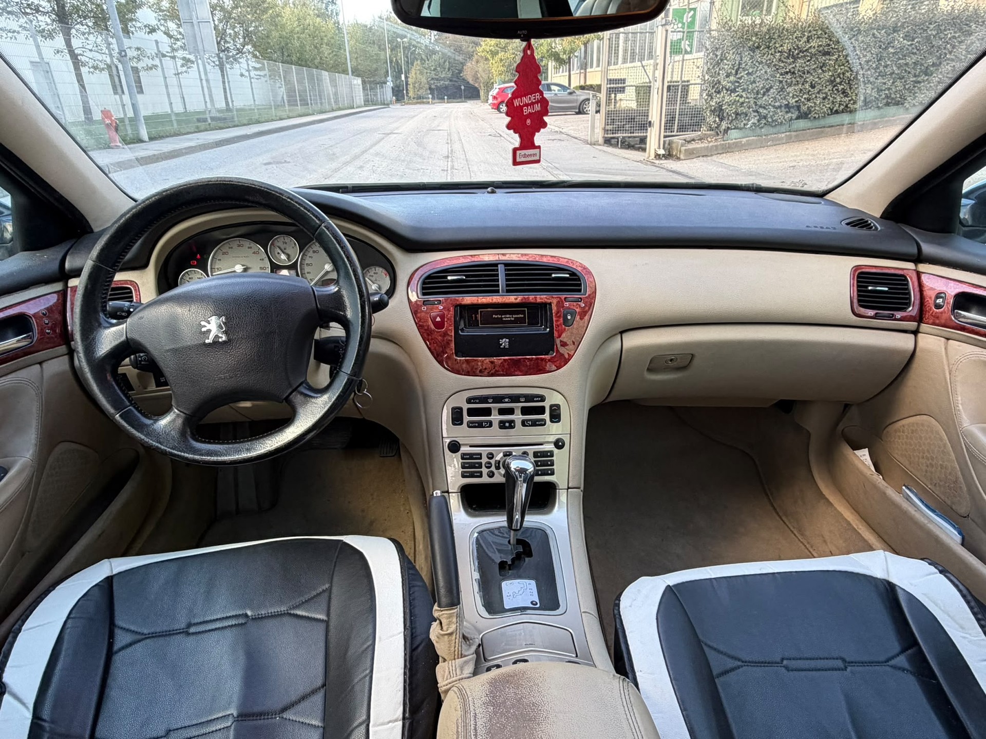 PEUGEOT 607 2.7 HDI V6 Luxe-image-3