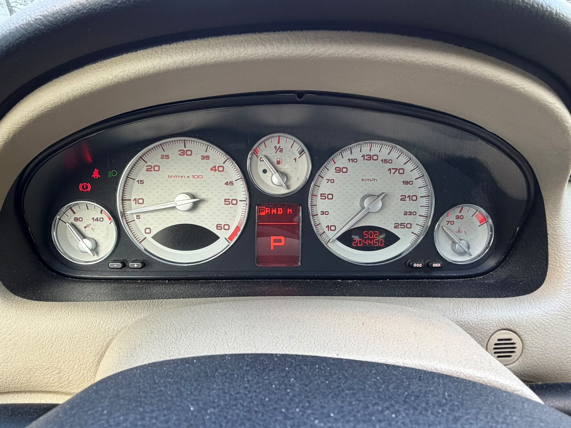 PEUGEOT 607 2.7 HDI V6 Luxe-image-9