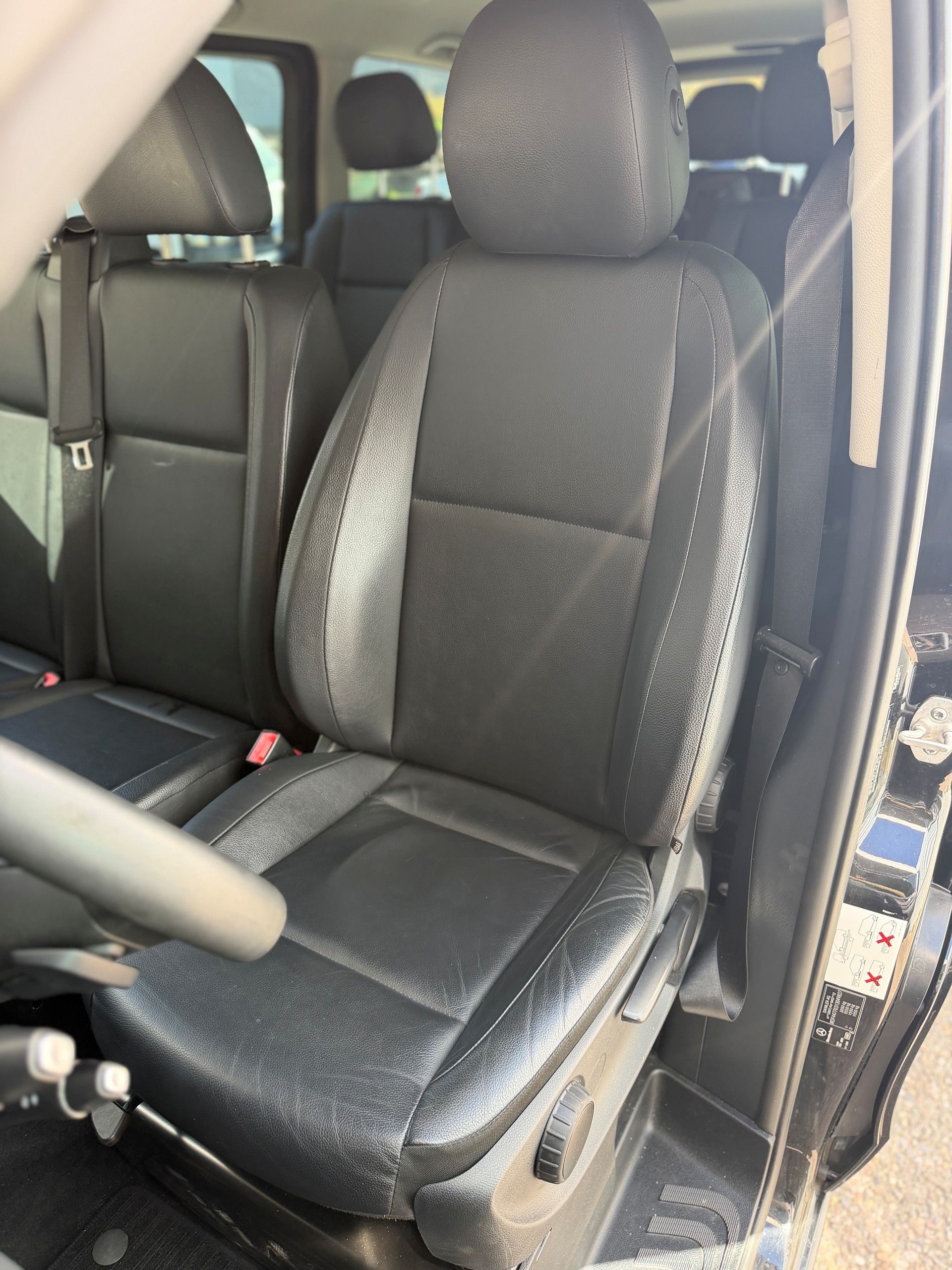 MERCEDES-BENZ Vito 119 BlueTEC Tourer Select L 4Matic 7G-Tronic-image-10