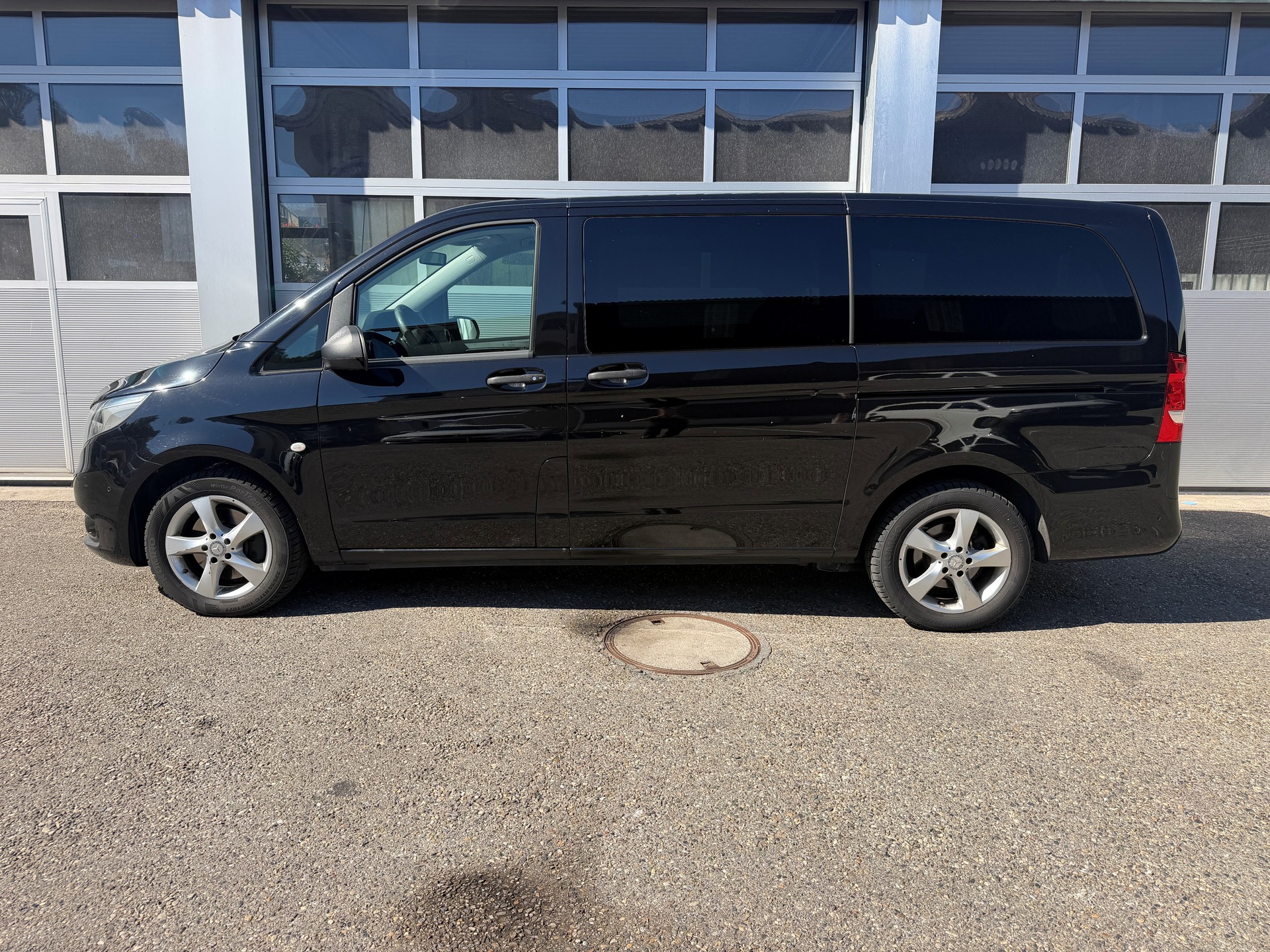 MERCEDES-BENZ Vito 119 BlueTEC Tourer Select L 4Matic 7G-Tronic-image-13