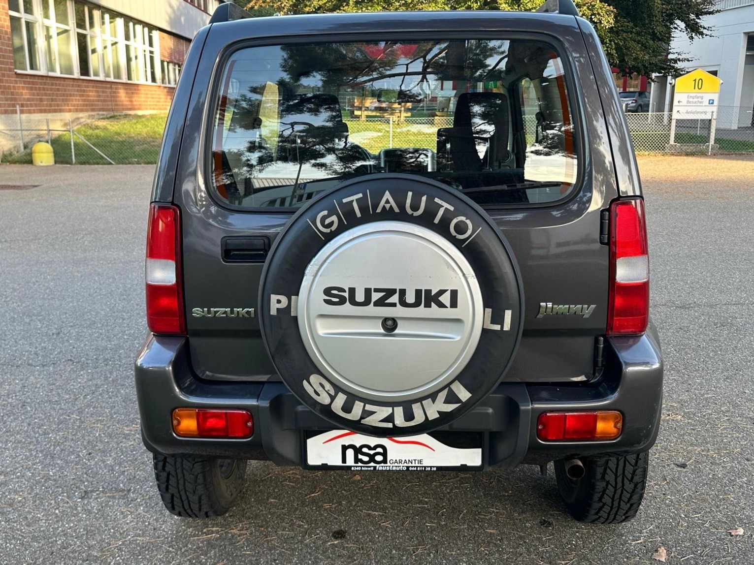 SUZUKI Jimny 1.3 16V Compact Top-image-4