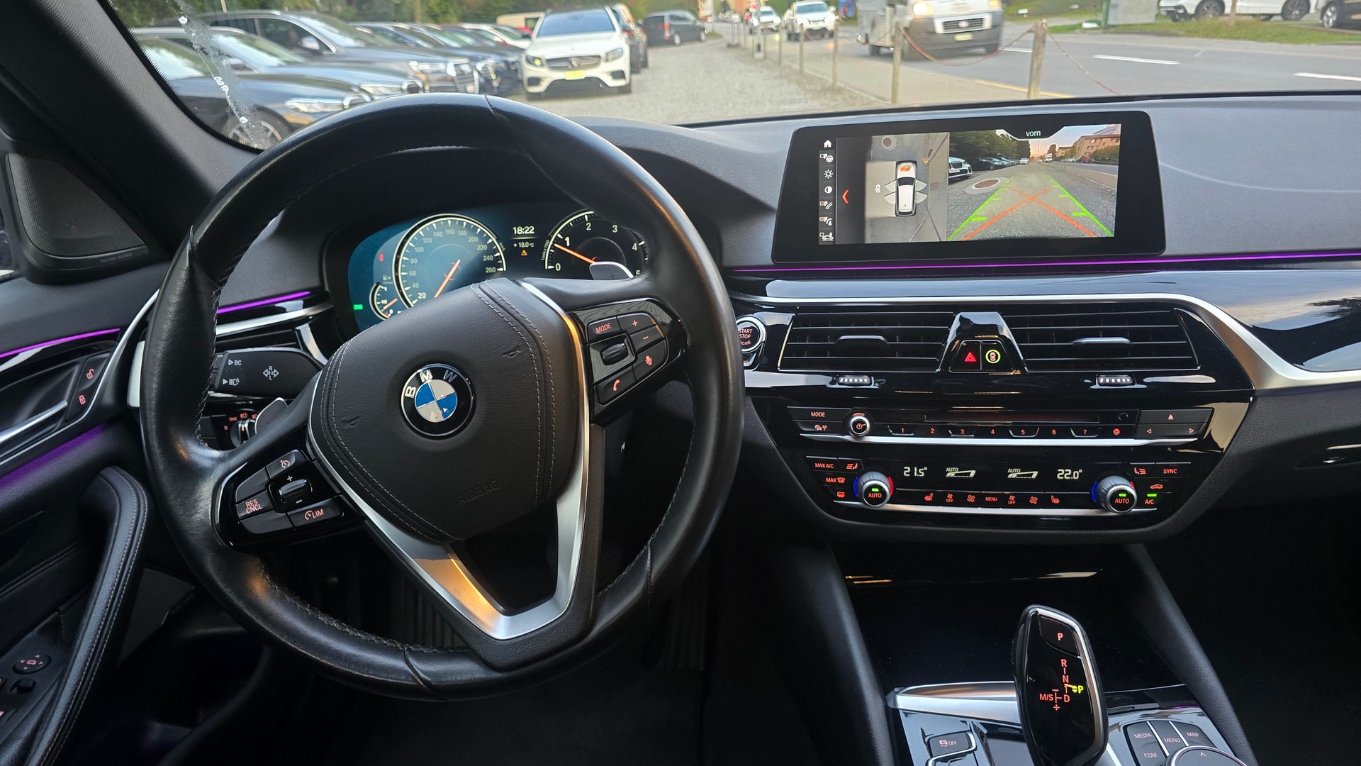 BMW 530d xDrive Touring Sport Line Steptronic-image-14