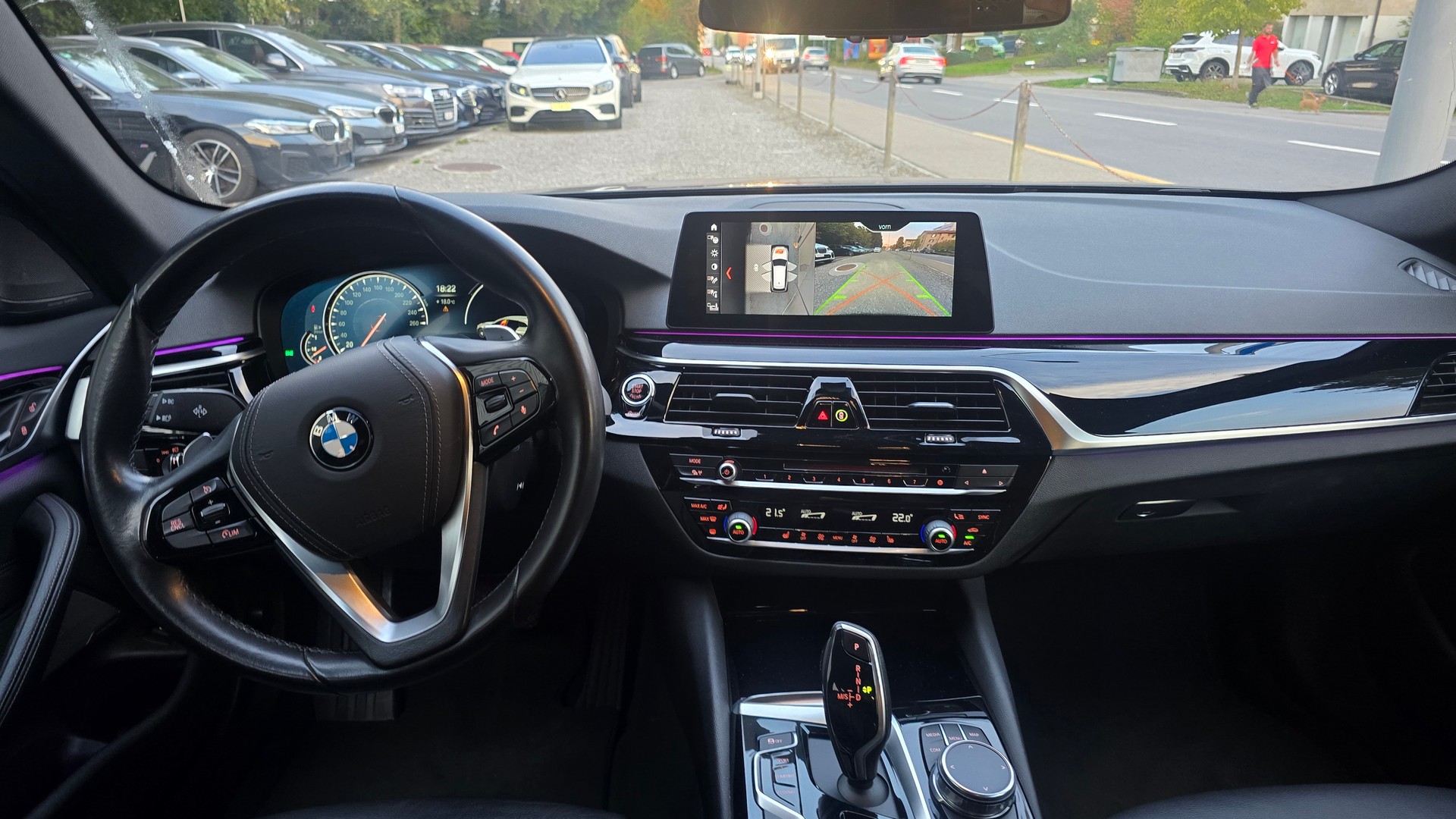BMW 530d xDrive Touring Sport Line Steptronic-image-13