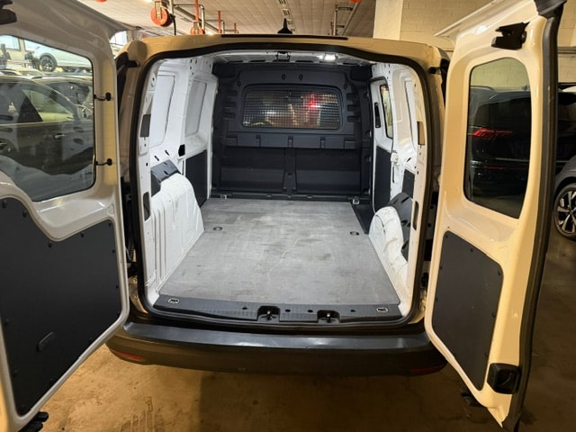 VW Caddy Cargo 1.5TSI Maxi-image-4