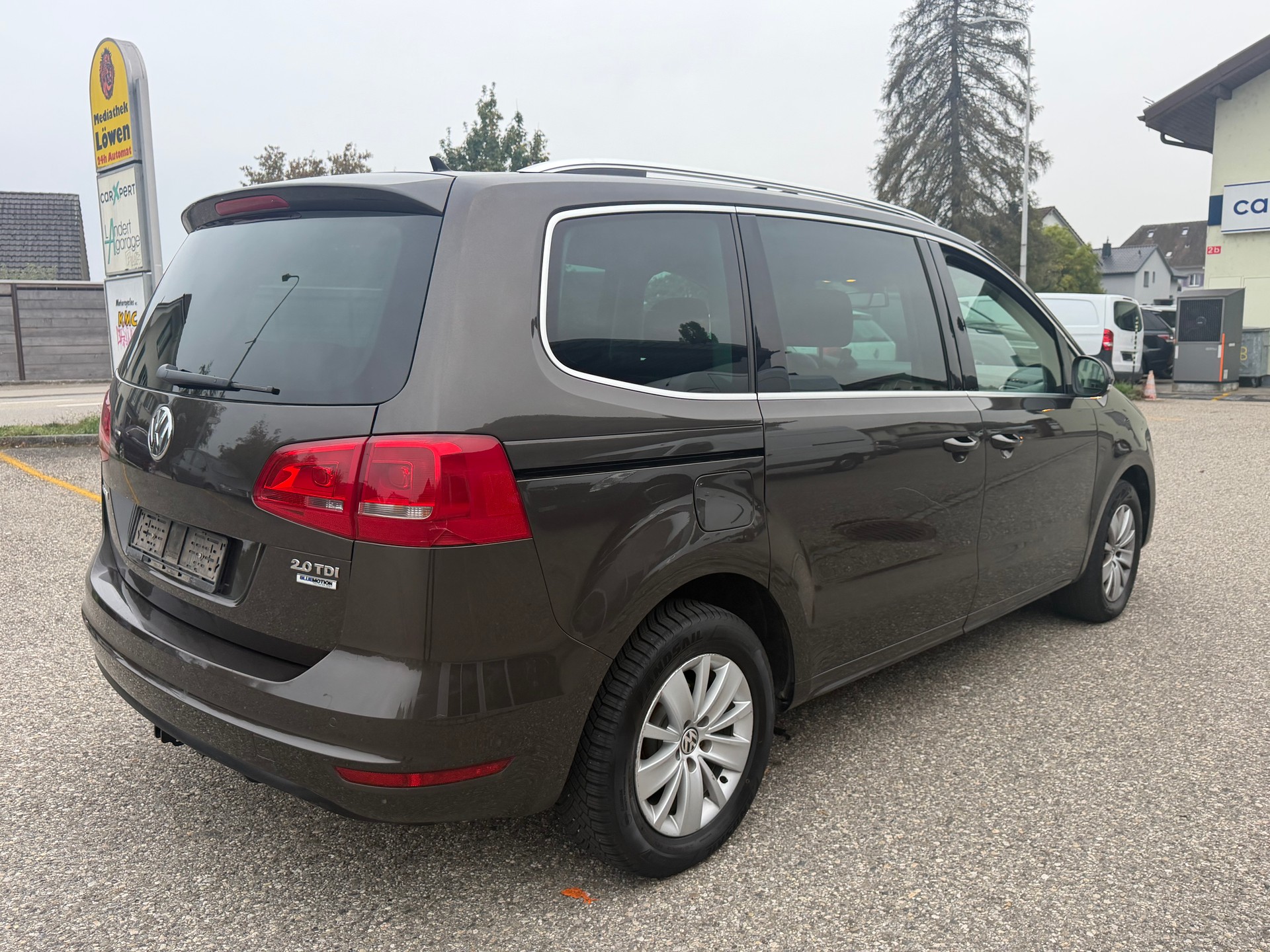 VW Sharan 2.0 TDI BlueMotion Technology Design-image-4