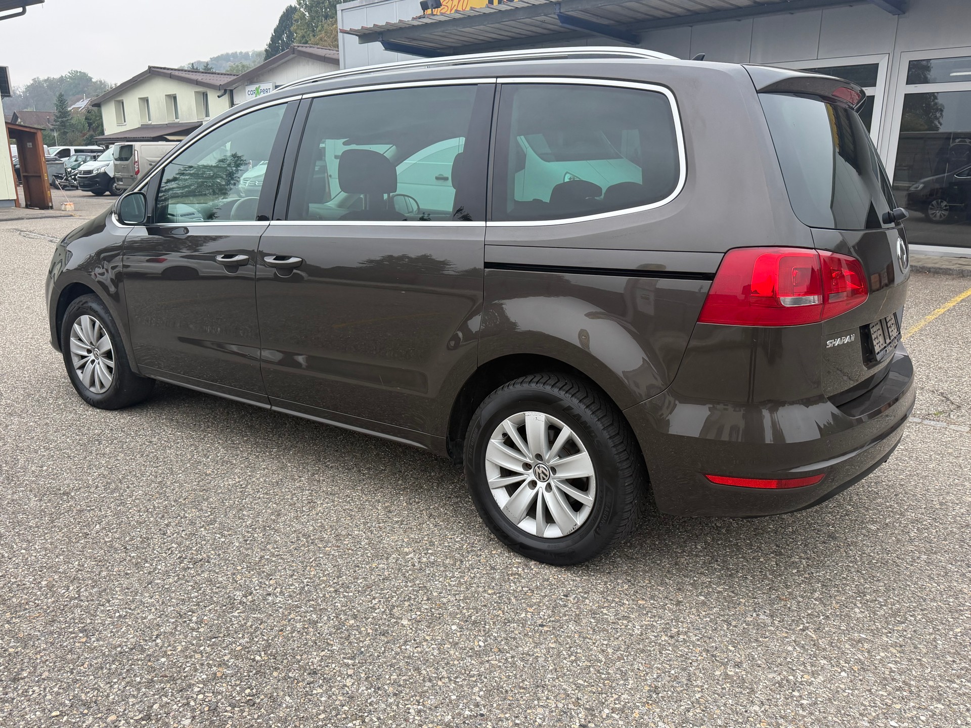 VW Sharan 2.0 TDI BlueMotion Technology Design-image-6