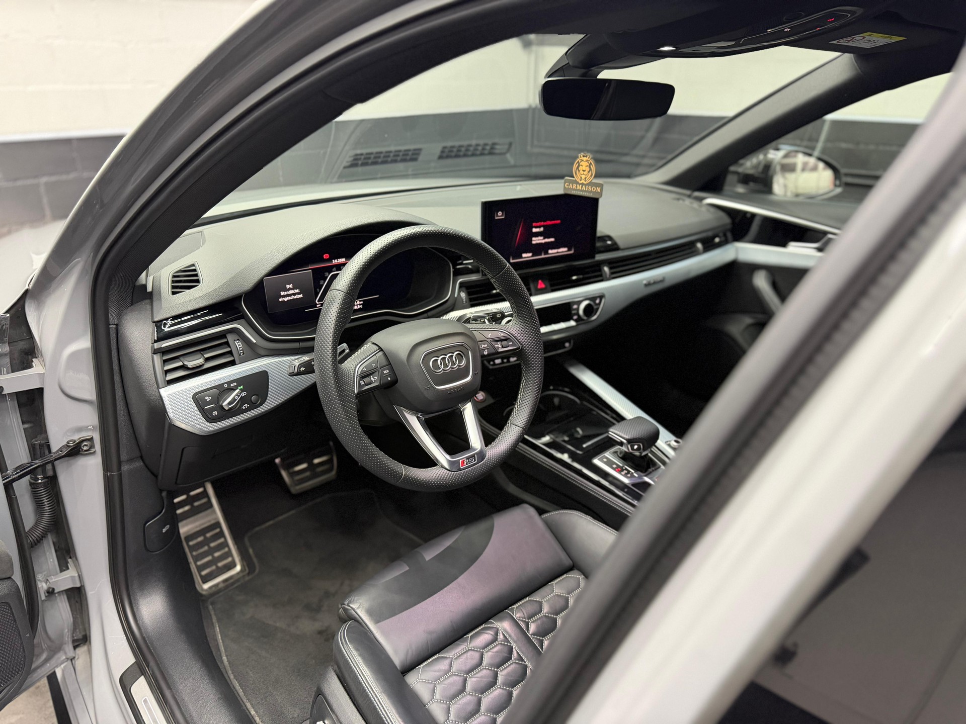 AUDI RS4 Avant quattro | DRC Sportfahrwerk | Virtual Cockpit | Rückfahrkamera | Facelift Model-image-12