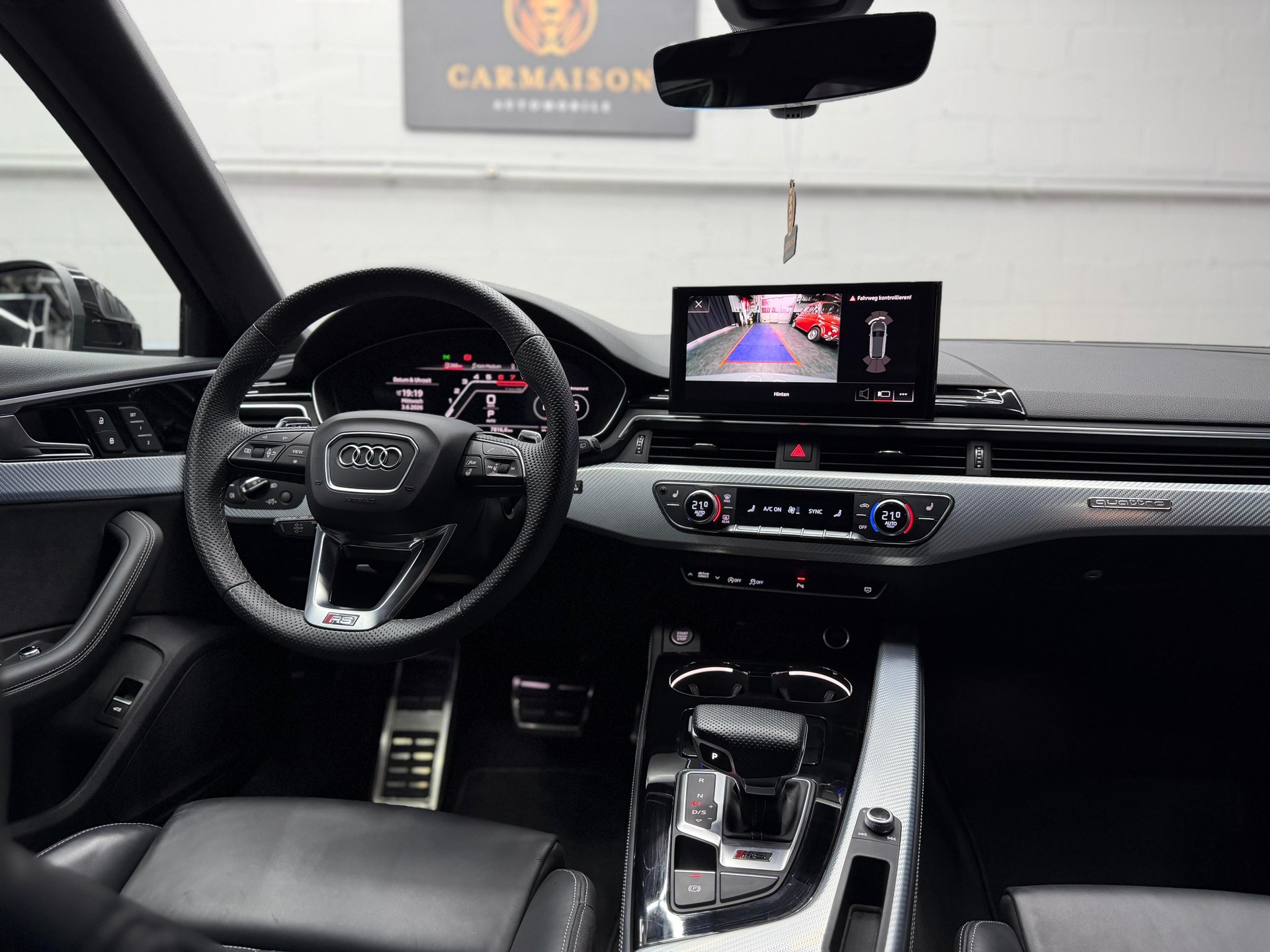 AUDI RS4 Avant quattro | DRC Sportfahrwerk | Virtual Cockpit | Rückfahrkamera | Facelift Model-image-17